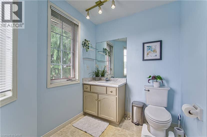 86 CHELSEA Crescent — photo 27 of 40