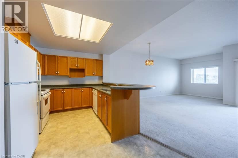 210 MAIN Street Unit# 309 — photo 9 of 31