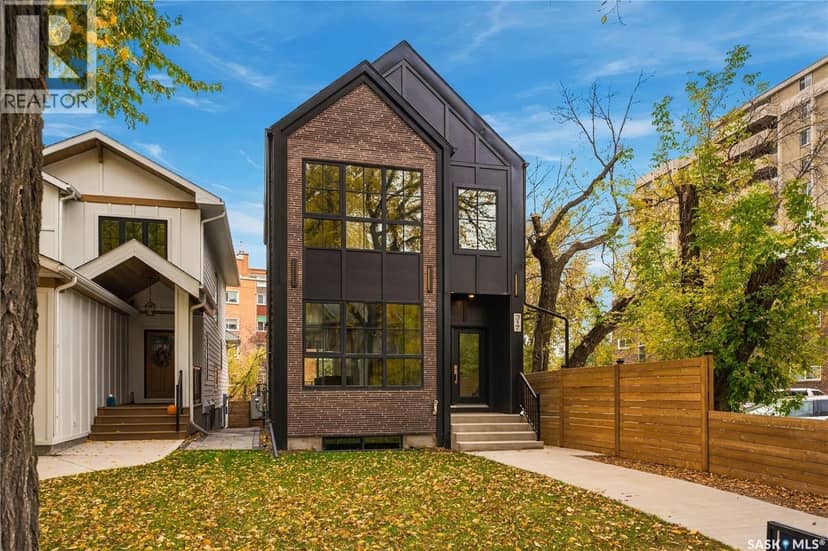 317 11th STREET E, Saskatoon, photo 2