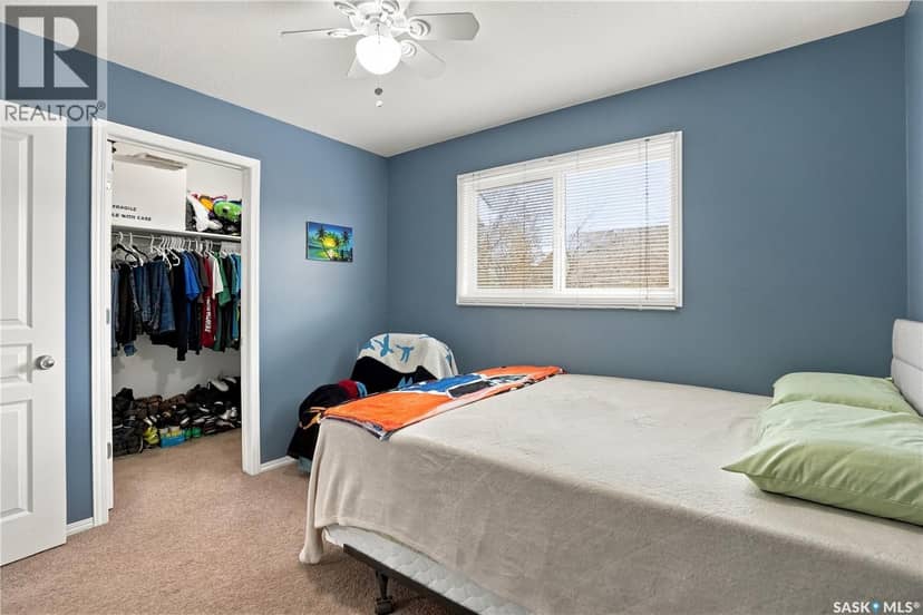 1692 Alexandra STREET — photo 20 of 32
