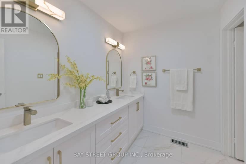 50 Owen Boulevard — photo 25 of 40
