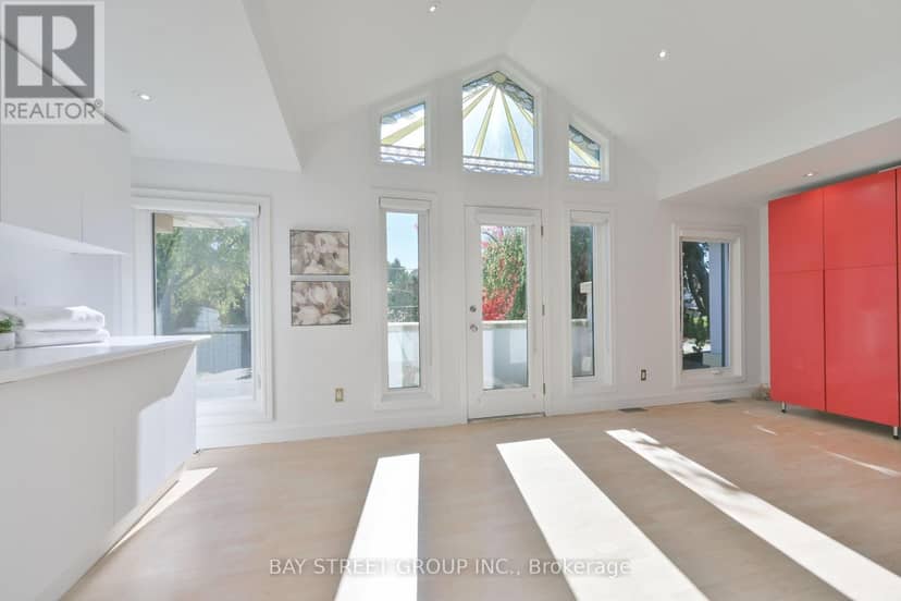 50 Owen Boulevard — photo 29 of 40