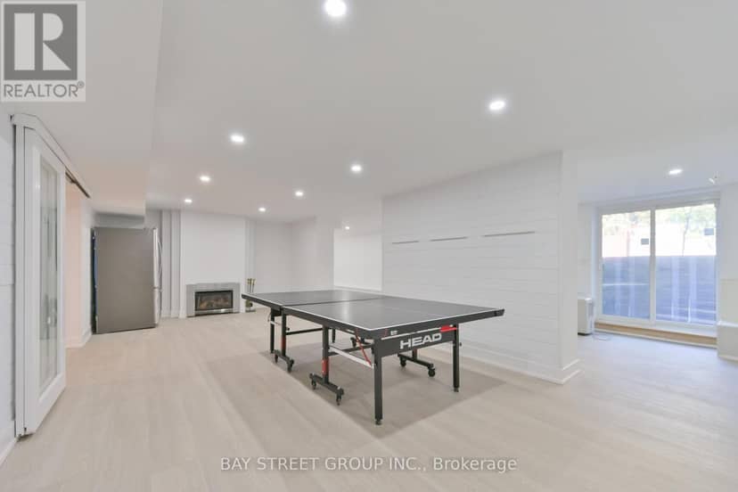 50 Owen Boulevard — photo 35 of 40