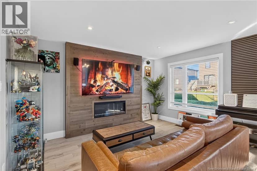 37 Timandra Crescent — photo 13 of 40
