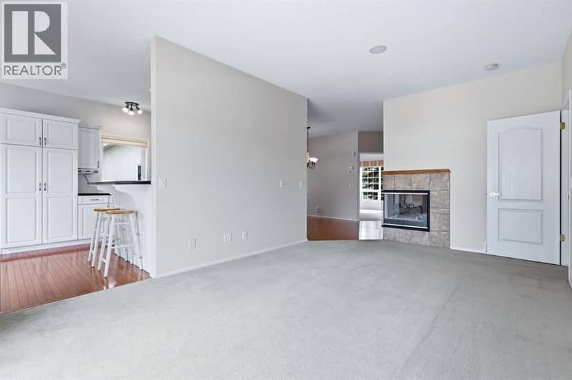 112 Shannon Road SW, Calgary, photo 8