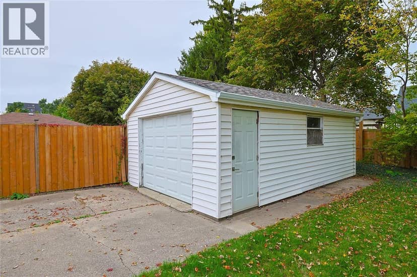 700 Guthrie Drive — photo 32 of 40