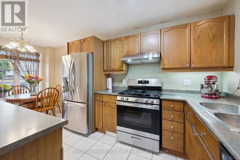 133 Bradson Drive, Guelph, photo 5