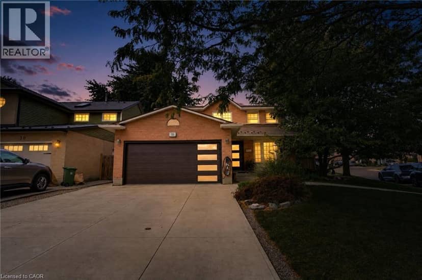 50 FUSILIER Drive, Hamilton, photo 2