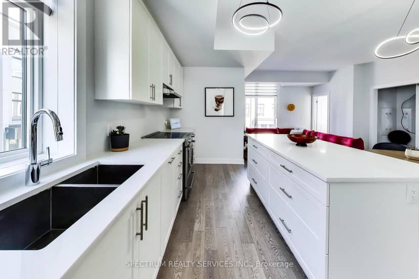 224 - 9560 Islington Avenue — photo 11 of 37