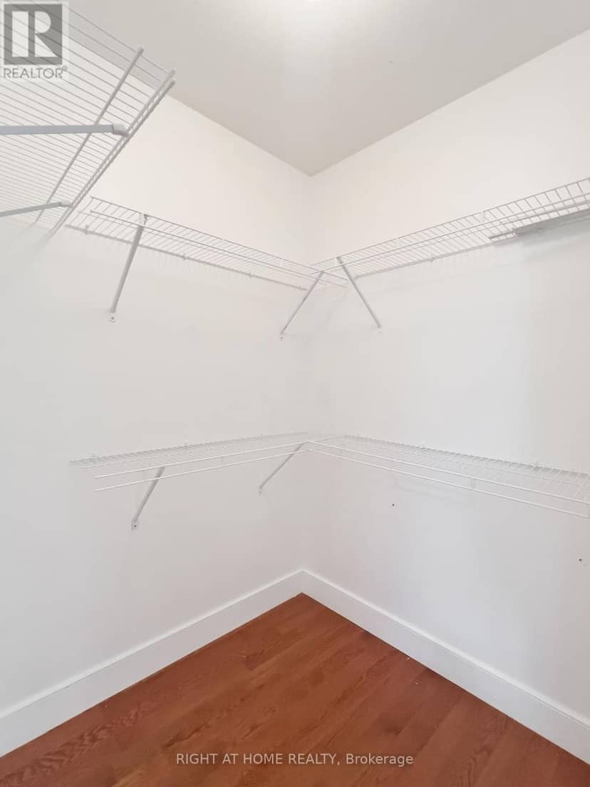 1205 North Wenige Drive — photo 13 of 33