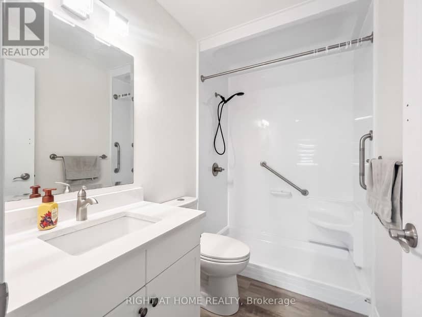 1205 North Wenige Drive — photo 14 of 33