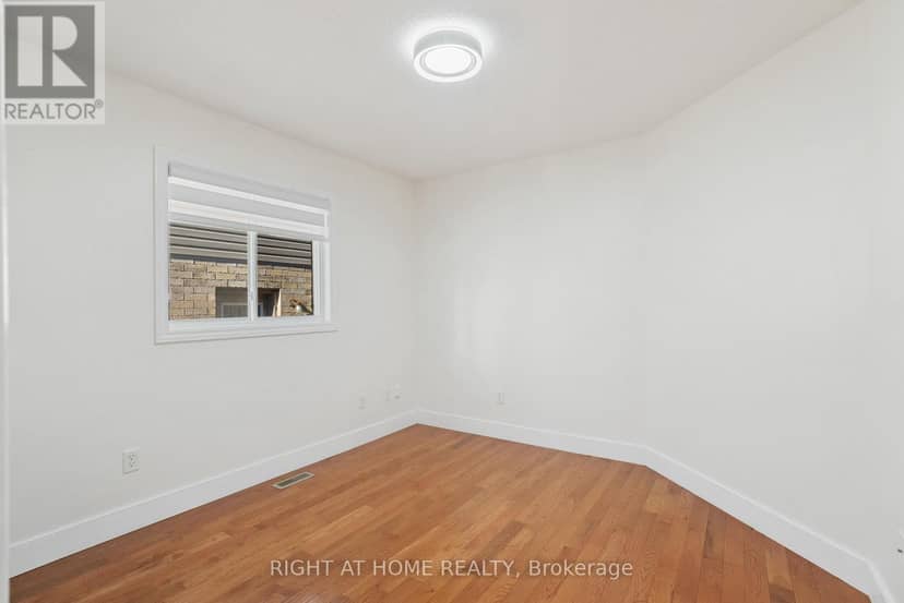 1205 North Wenige Drive — photo 16 of 33
