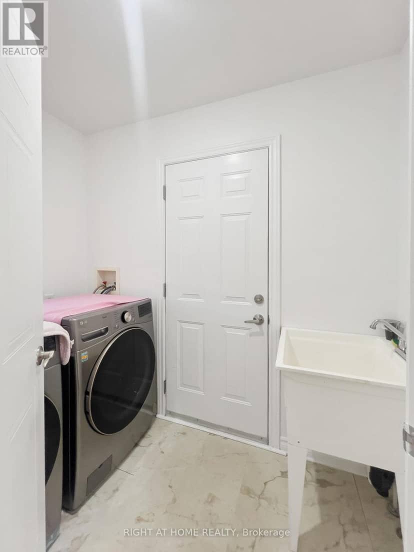 1205 North Wenige Drive — photo 18 of 33