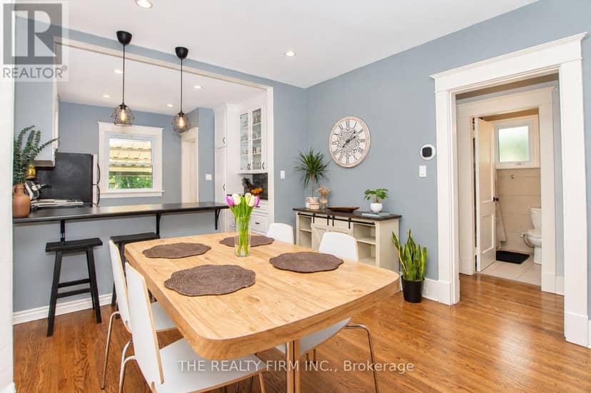 117 Thornton Avenue — photo 12 of 40