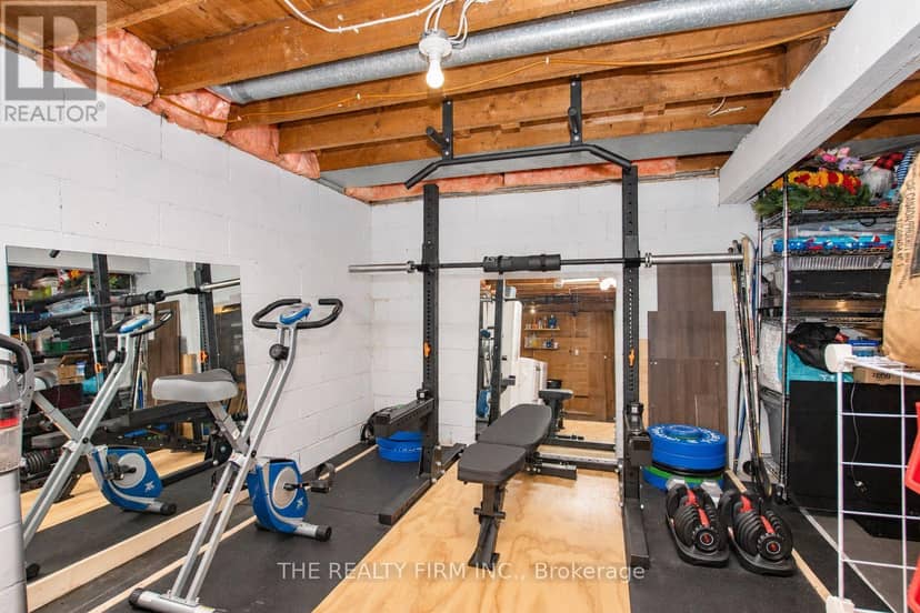 117 Thornton Avenue — photo 31 of 40