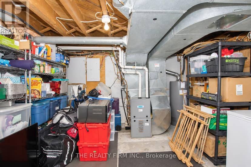 117 Thornton Avenue — photo 33 of 40