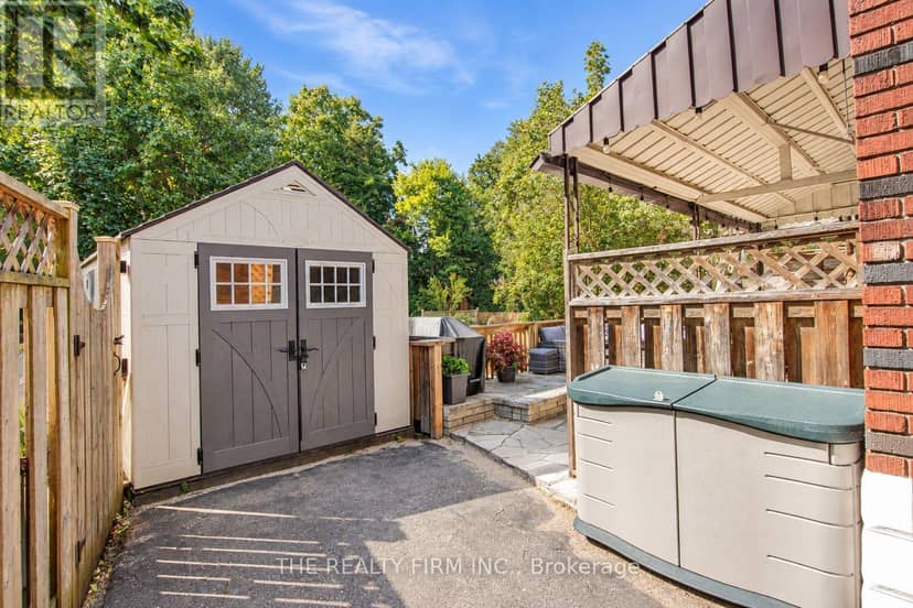 117 Thornton Avenue — photo 34 of 40