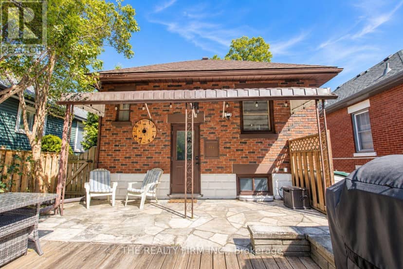 117 Thornton Avenue — photo 39 of 40