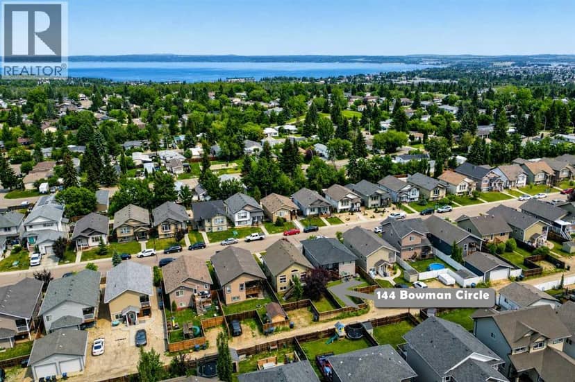 144 Bowman Circle, Sylvan Lake, photo 3