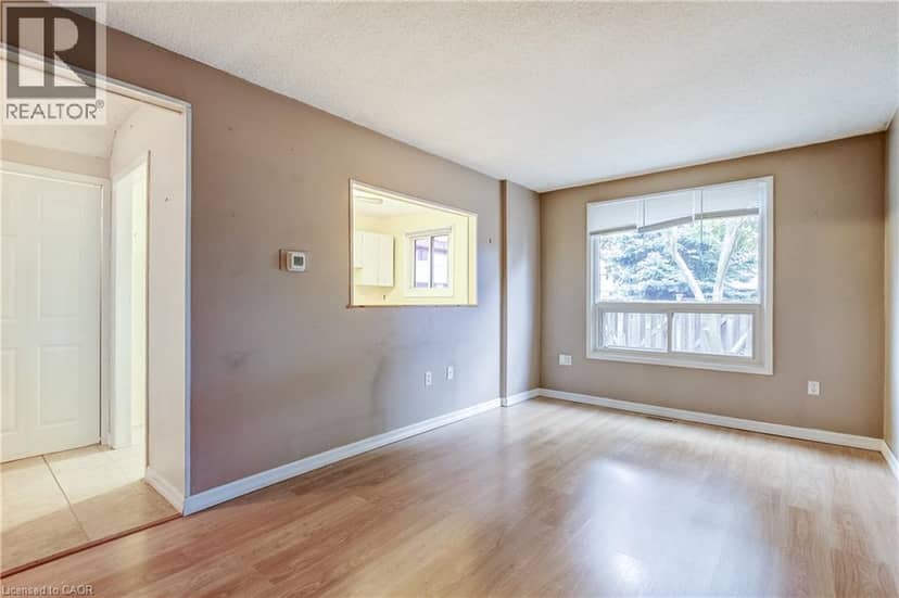 1350 LIMERIDGE Road E Unit# 13 — photo 4 of 32