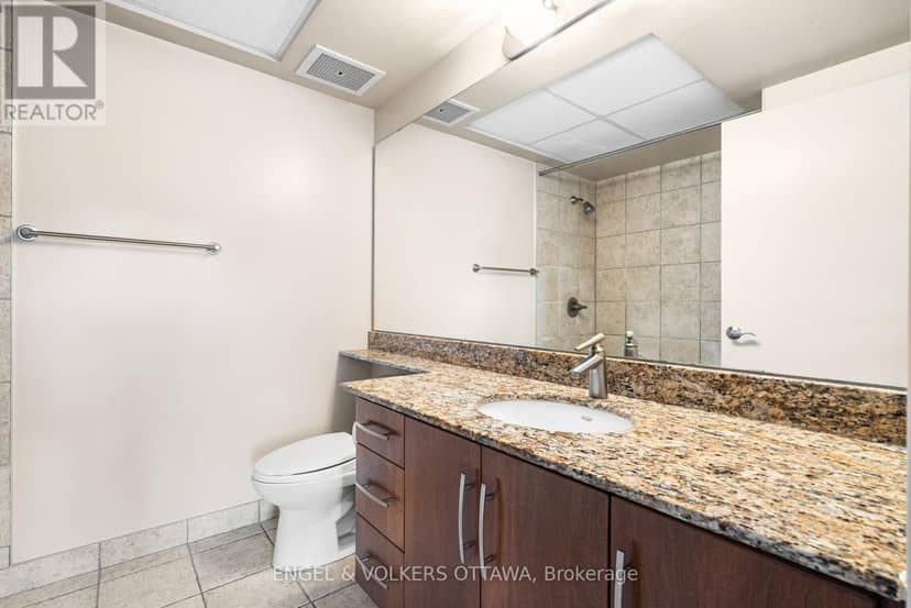 507 - 290 Powell Avenue — photo 19 of 36