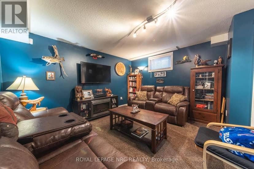 5830 Aspen Court — photo 18 of 30