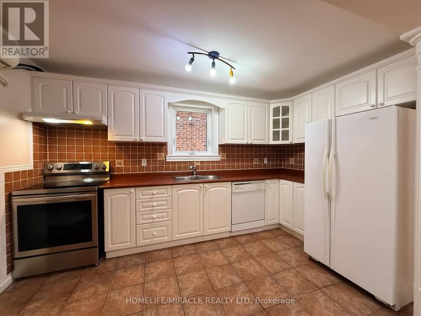 228 Browning Avenue — photo 15 of 40