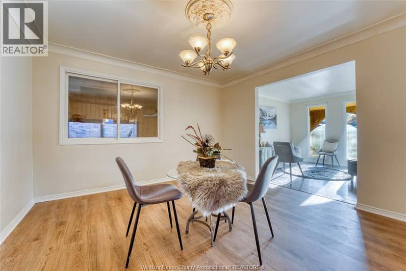 2880 St. Clair Avenue — photo 11 of 40