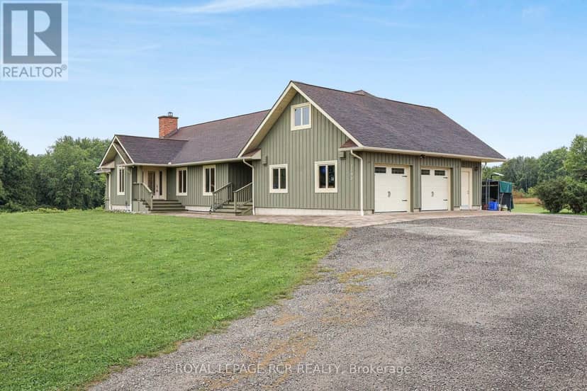 2192 Atkinson Road, Springwater, photo 2