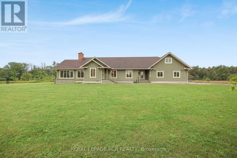 2192 Atkinson Road, Springwater, photo 4