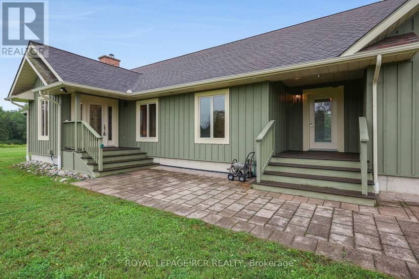 2192 Atkinson Road, Springwater, photo 5