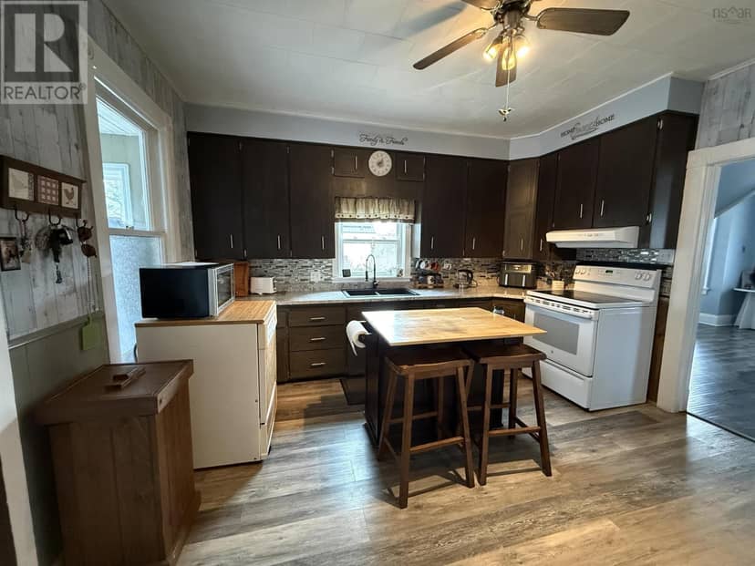 13720 Highway 3 — photo 15 of 40