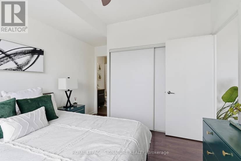2009 - 500 Sherbourne Street — photo 15 of 32