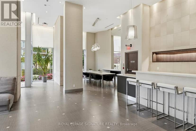 2009 - 500 Sherbourne Street — photo 28 of 32