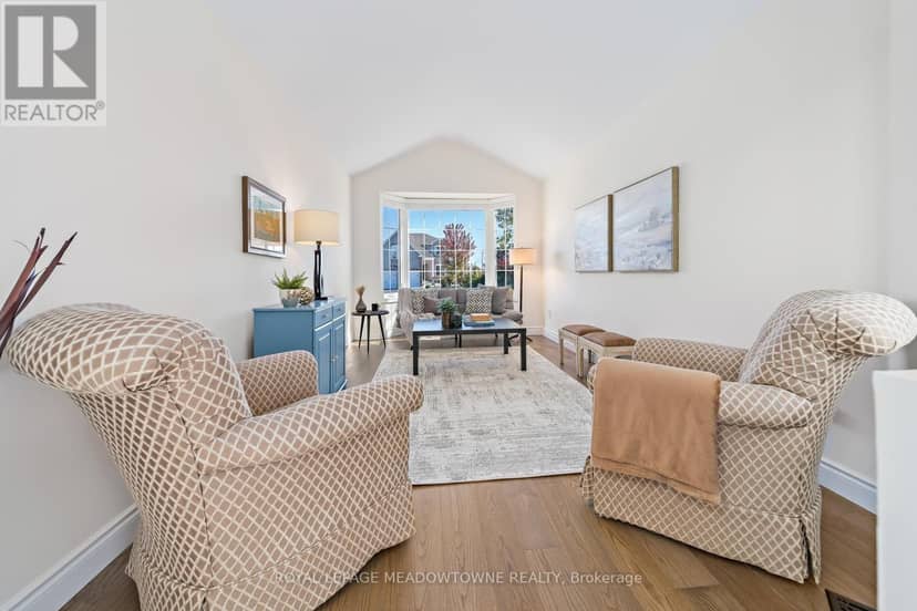 82 Eaton Street — photo 9 of 40