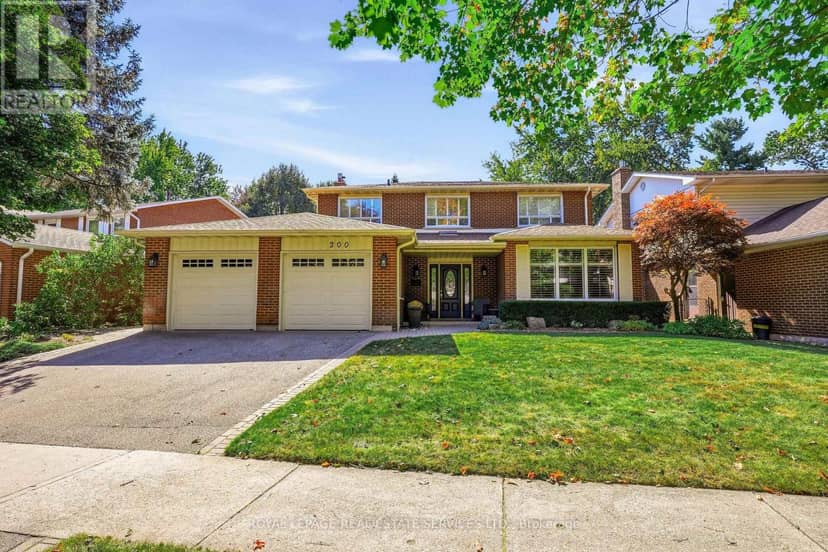 200 All Saints Crescent, Oakville, photo 2
