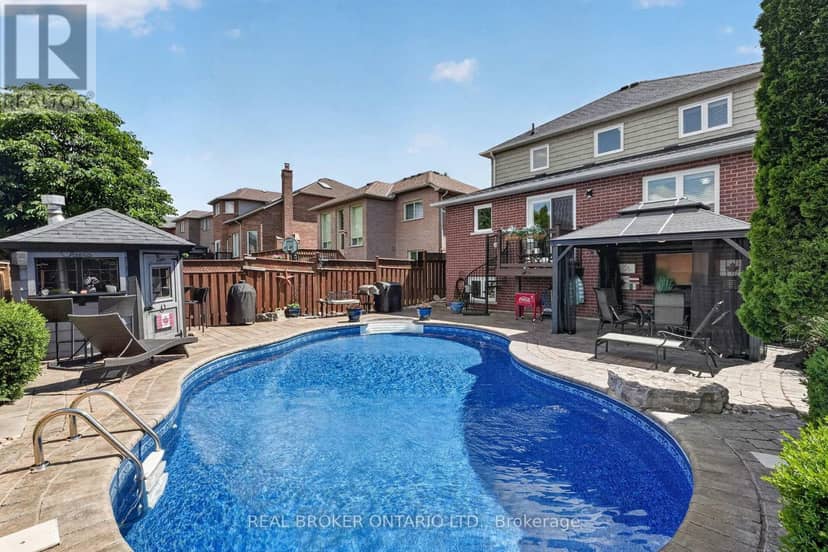74 Harley Avenue — photo 1 of 40