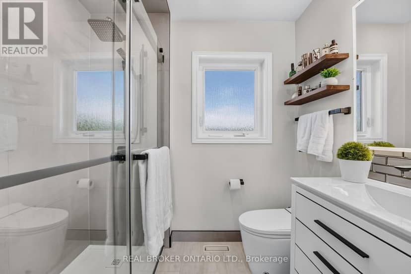 74 Harley Avenue — photo 30 of 40
