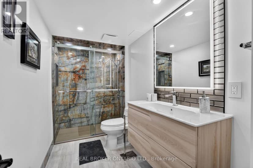 74 Harley Avenue — photo 33 of 40