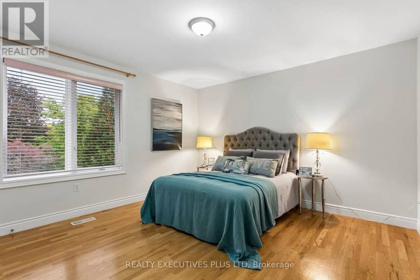 2547 Morrison Avenue — photo 26 of 40