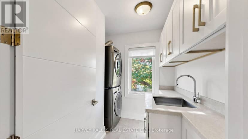 529 Pineland Avenue — photo 37 of 40