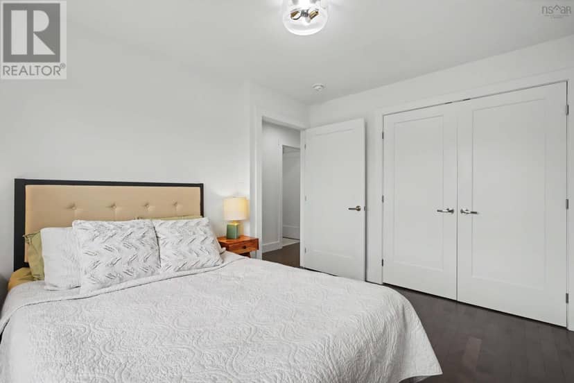 52 Bristolton Avenue — photo 31 of 40