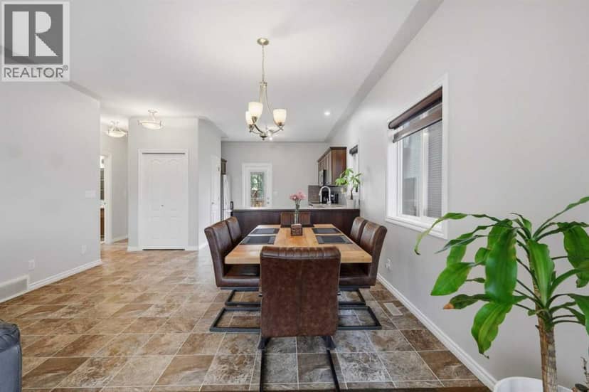 19 Regatta Way — photo 9 of 31