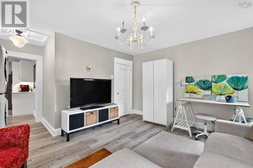10 Braeburn Road — photo 16 of 35