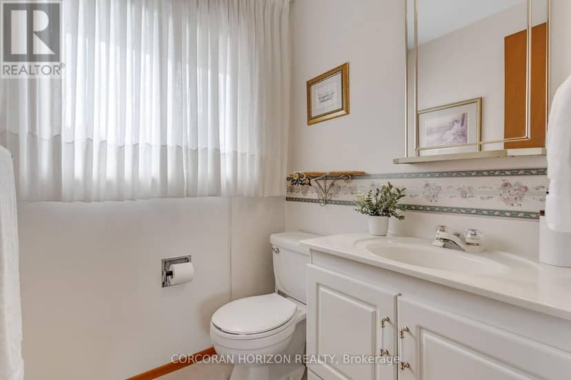 8 Blue Spruce Court — photo 23 of 40