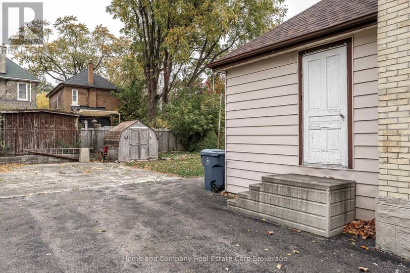 204 Brunswick Street — photo 28 of 33