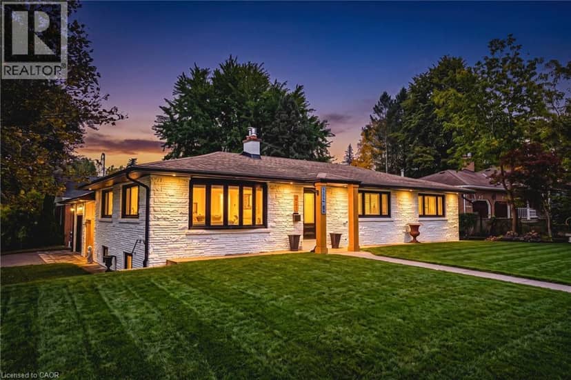 915 TANAGER Avenue, Burlington