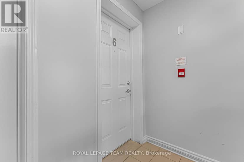 6 - 313 Cresthaven Drive — photo 3 of 24