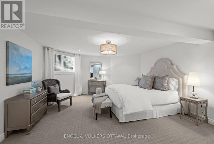 6197 Ottawa Street — photo 35 of 40