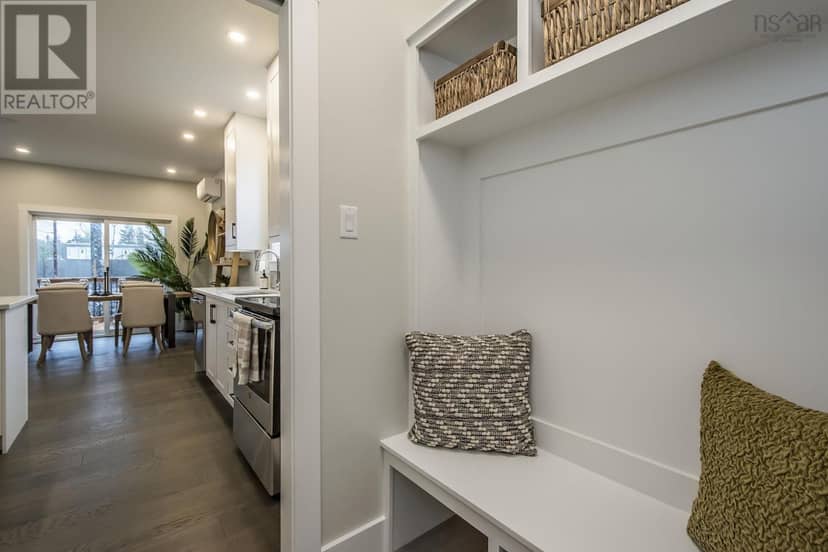 5 Bristolton Avenue — photo 9 of 29